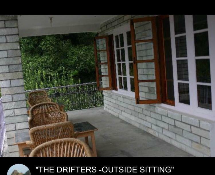 Drifter'S Inn & Cafe Manāli Exterior foto